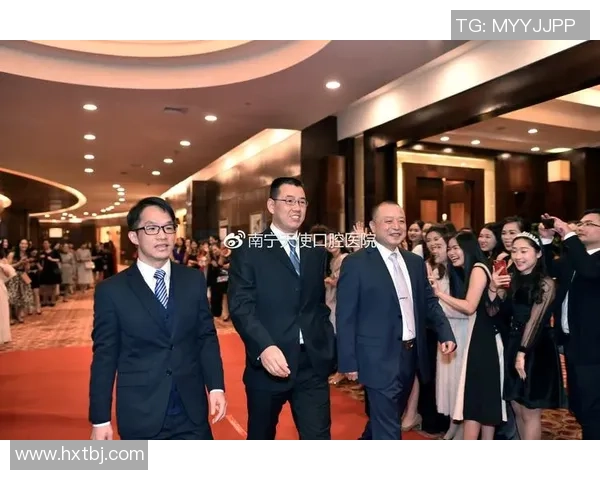 上海足球明星大聚会盛况空前球迷欢聚一堂共庆足球激情时刻 上海足球明星大聚会盛况空前球迷欢聚一堂共庆足球激情时刻